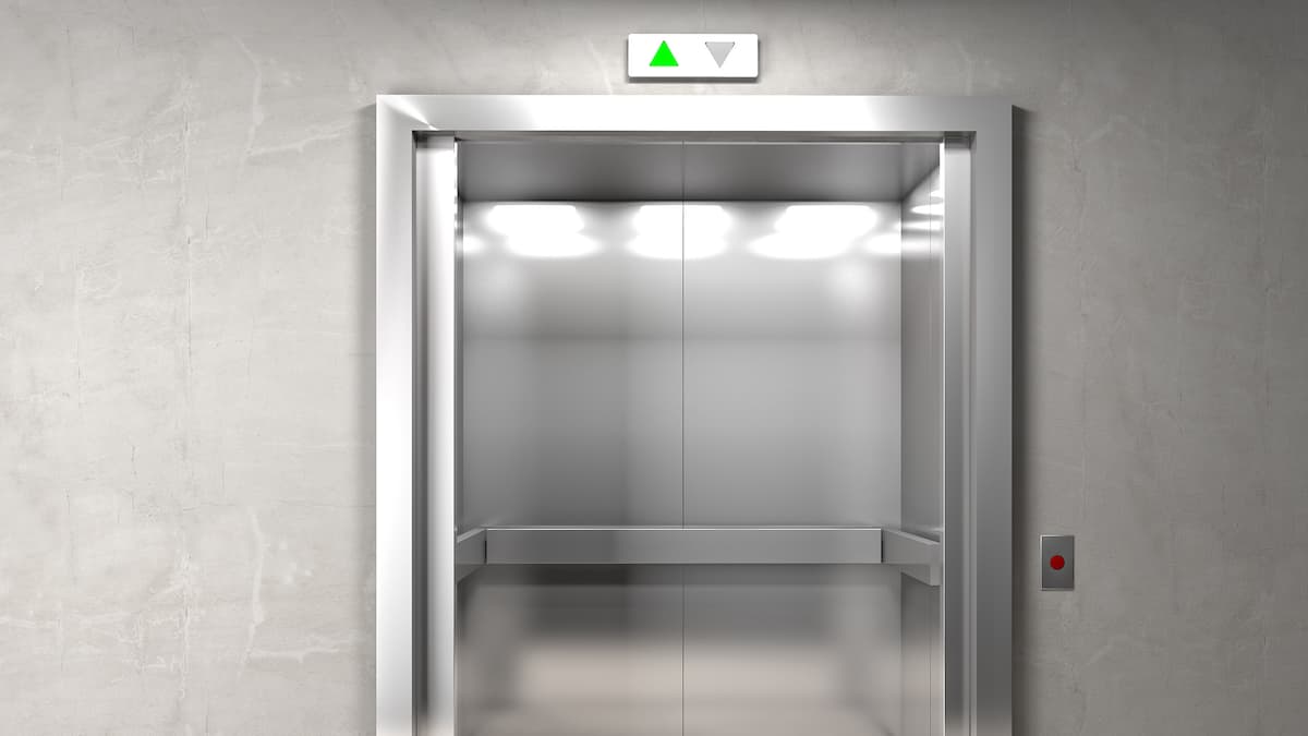 ‘I started wondering if I was going to die’: Man trapped in hospital lift for 42 hours ‘I started wondering if I was going to die’: Man trapped in hospital lift for 42 hours