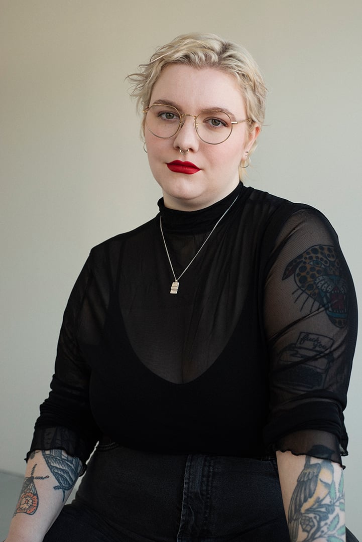 Alex Viens présente son deuxième roman, «Combustion libre»