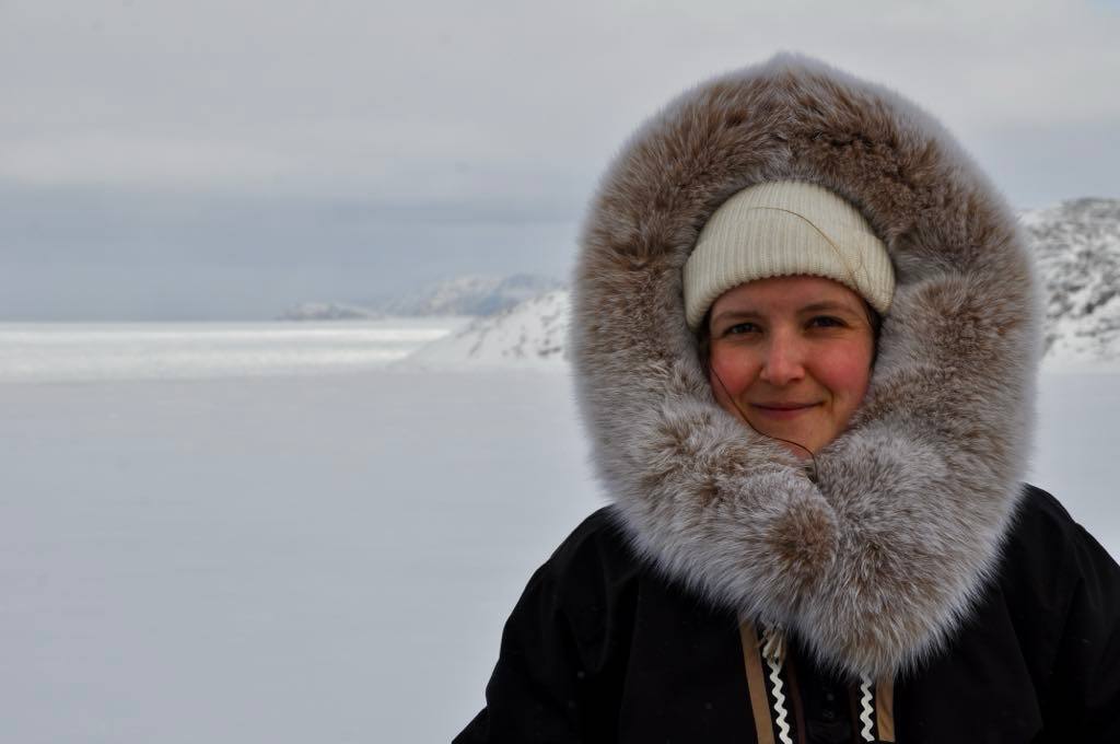 Un jeune Inuk qui souhaite un meilleur avenir pour sa communauté est ...