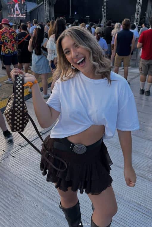 &laquo;Je n&rsquo;ai pas d&rsquo;amis&raquo;: en larmes, une cr&eacute;atrice de contenu se confie sur sa solitude