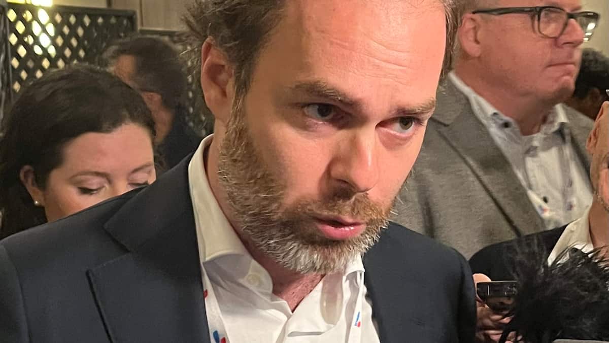 Financement du PLQ: changez de cassette, lance le fils de Jean Charest ...
