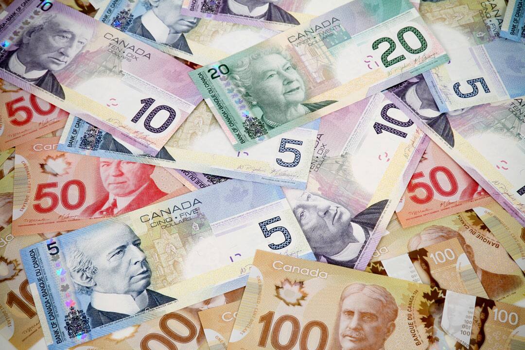 Le salaire minimum &agrave; 15 $ l&rsquo;heure d&egrave;s janvier 2022 en Ontario