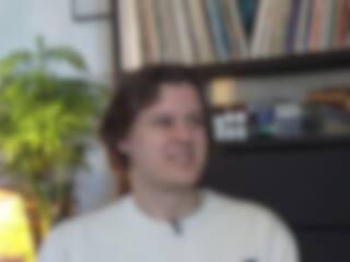 Artiste du mois: Thierry Larose