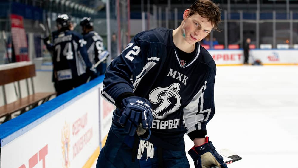 Qu’en pense Nick Bobrov?: une énigme géante en provenance de Saint-Pétersbourg