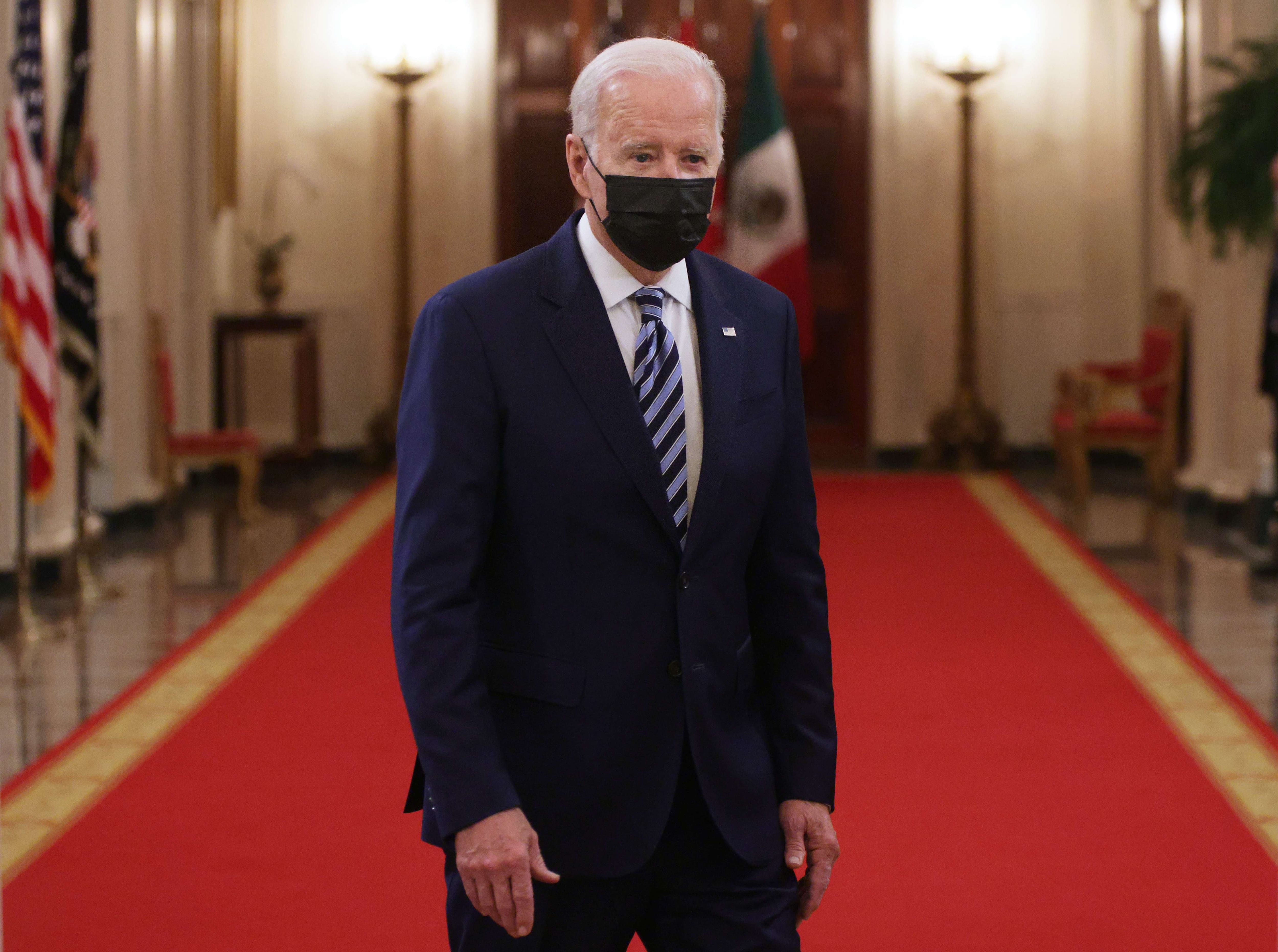 Biden doit subir une coloscopie et &laquo;transf&egrave;re&raquo; ses pouvoirs &agrave; Harris