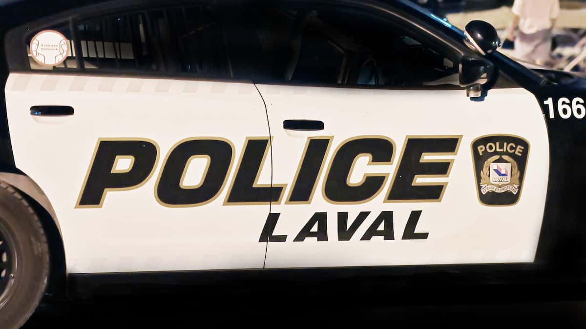 Un homme de 25 ans ciblé par des coups de feu à Laval