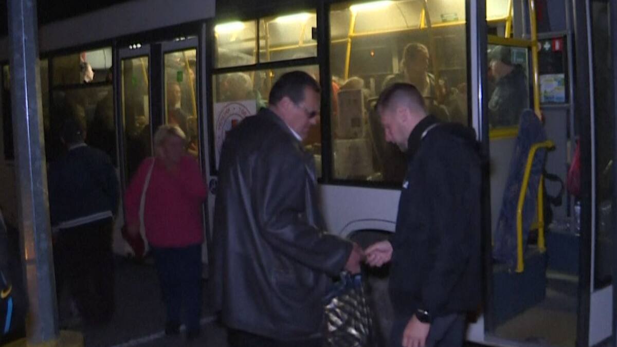 Ukraine: des civils évacués d'Azovstal à Marioupol sont arrivés à Zaporijjia