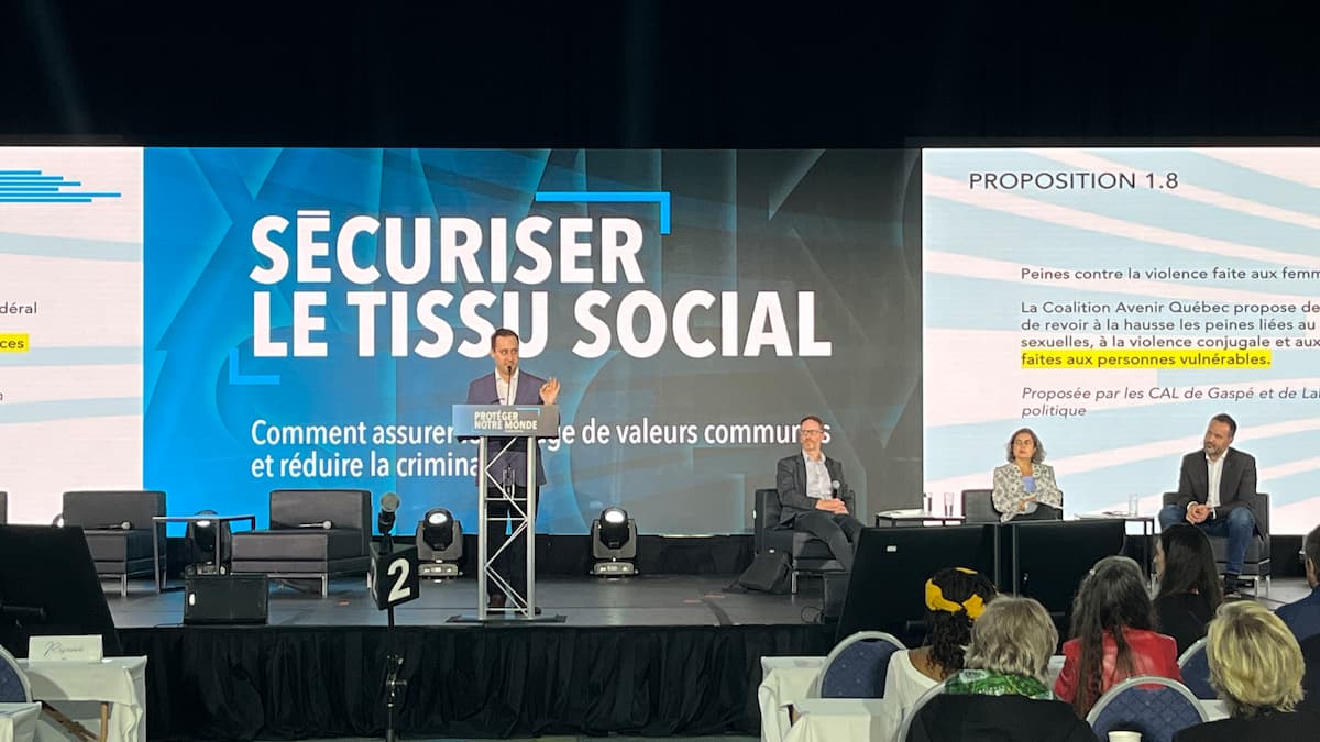 Congrès National De La CAQ: Les Militants Adoptent Une Résolution C...