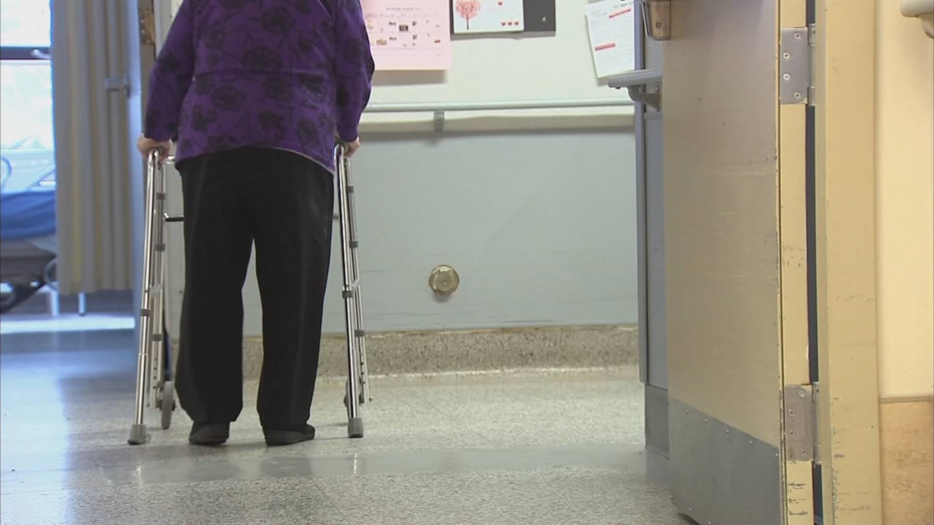 Interdiction de sortie pour les a&icirc;n&eacute;s en CHSLD: &laquo;c'est difficile&raquo;