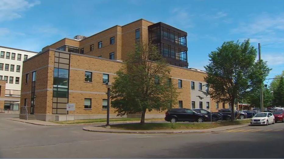 La Croix-Rouge en renfort dans deux CHSLD de Trois-Rivières | TVA Nouvelles