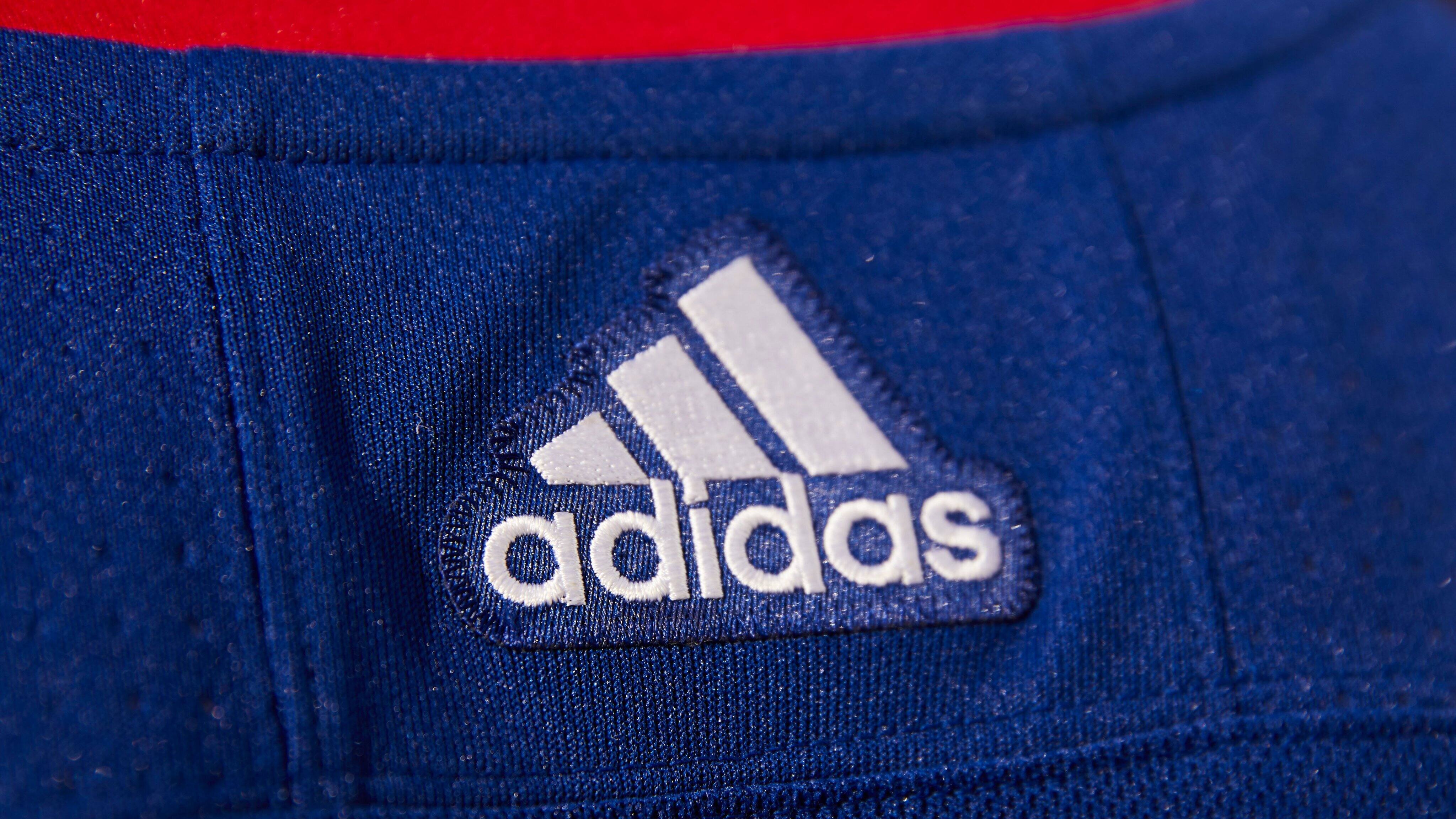 Le Ch Devoile Une Partie De Son Nouveau Chandail Tva Sports