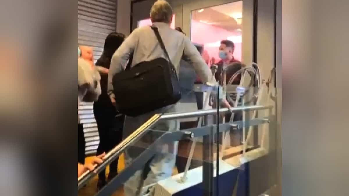 Retards de Sunwing: scène de panique à Montréal-Trudeau