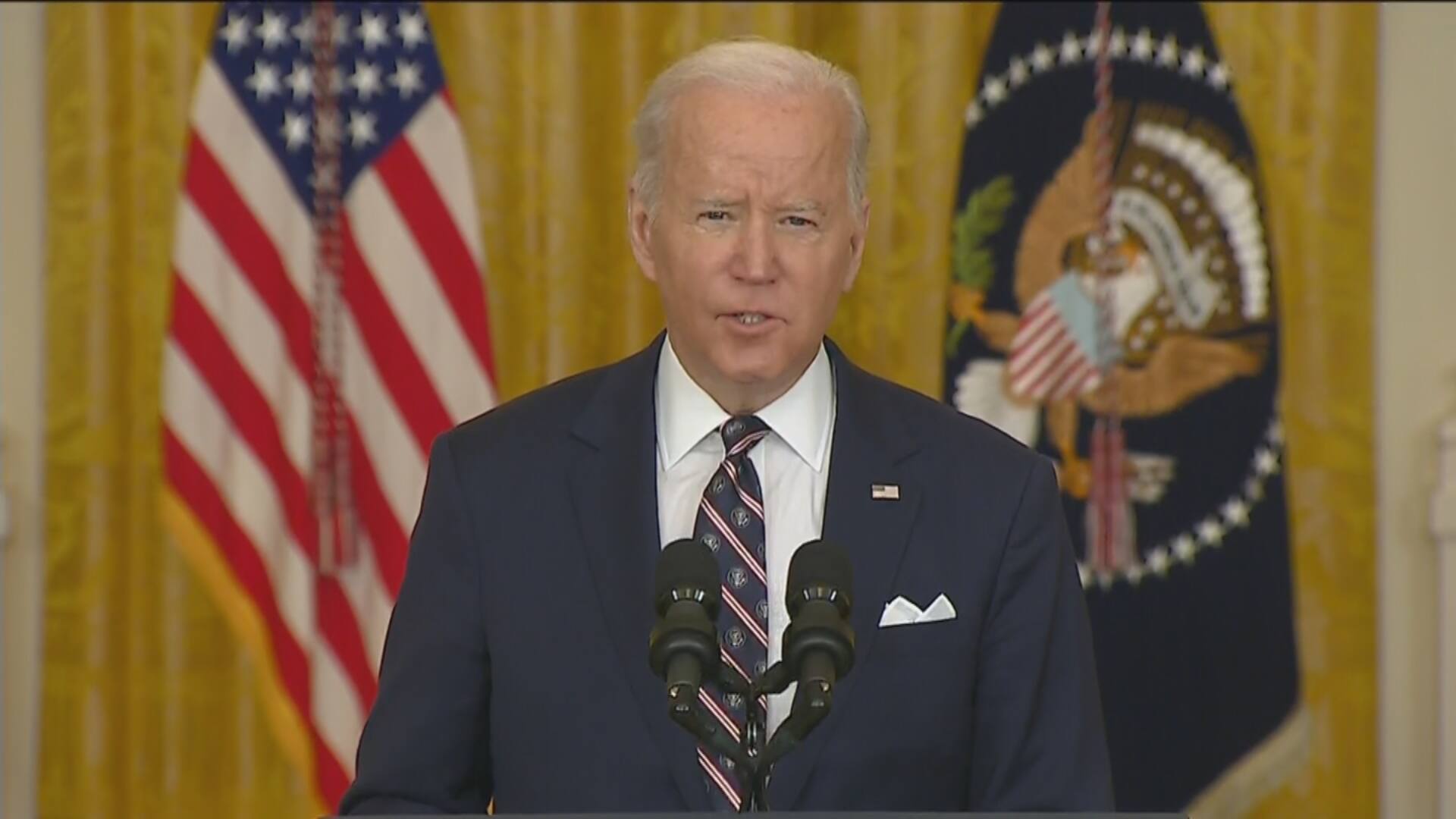 Biden annonce des sanctions &eacute;conomiques contre la Russie