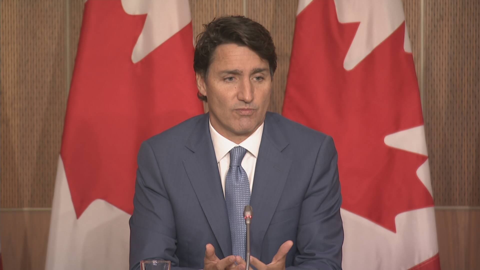 Vacances &agrave; Tofino : Trudeau s'excuse