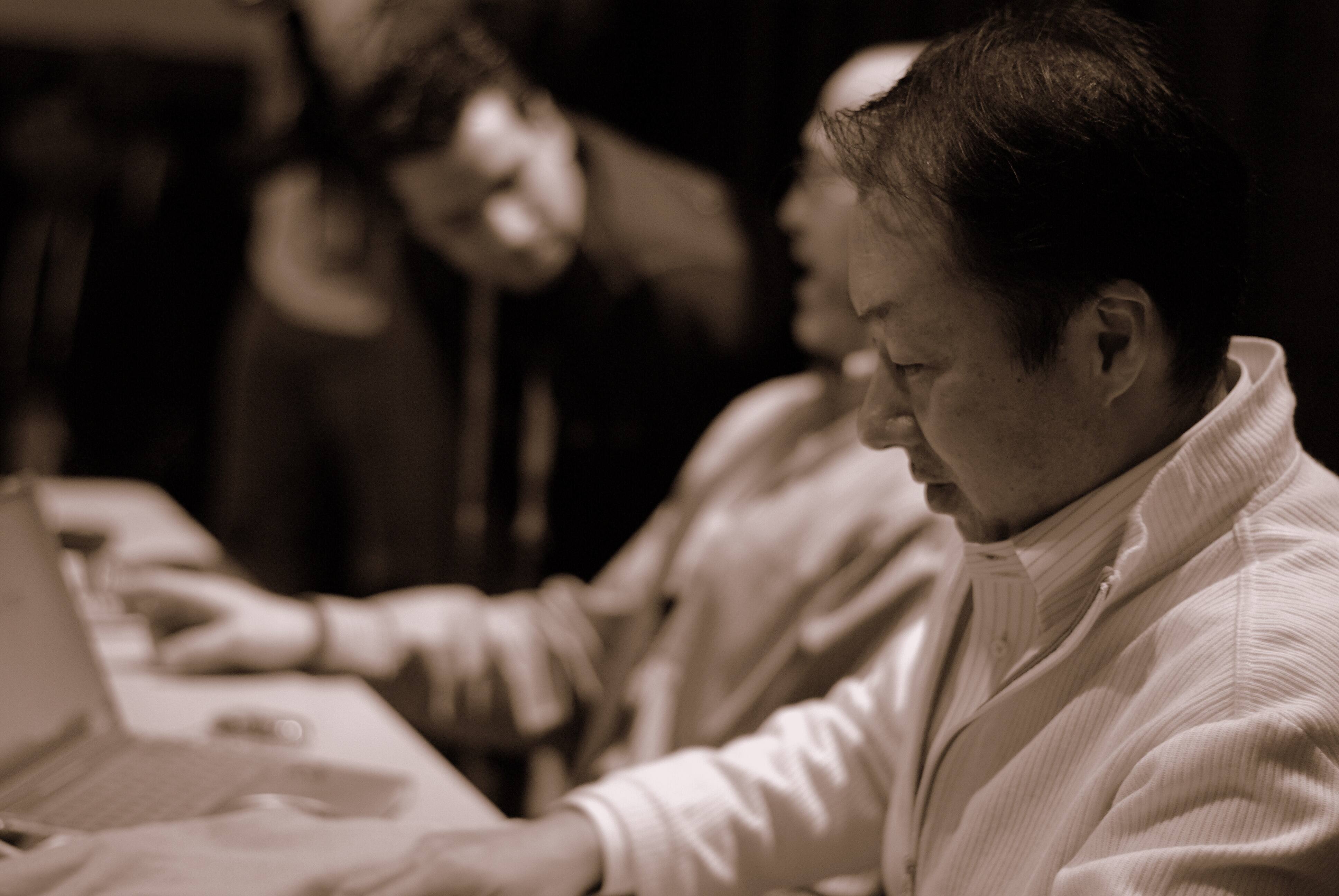 Le compositeur de la musique, Koji Kondo.