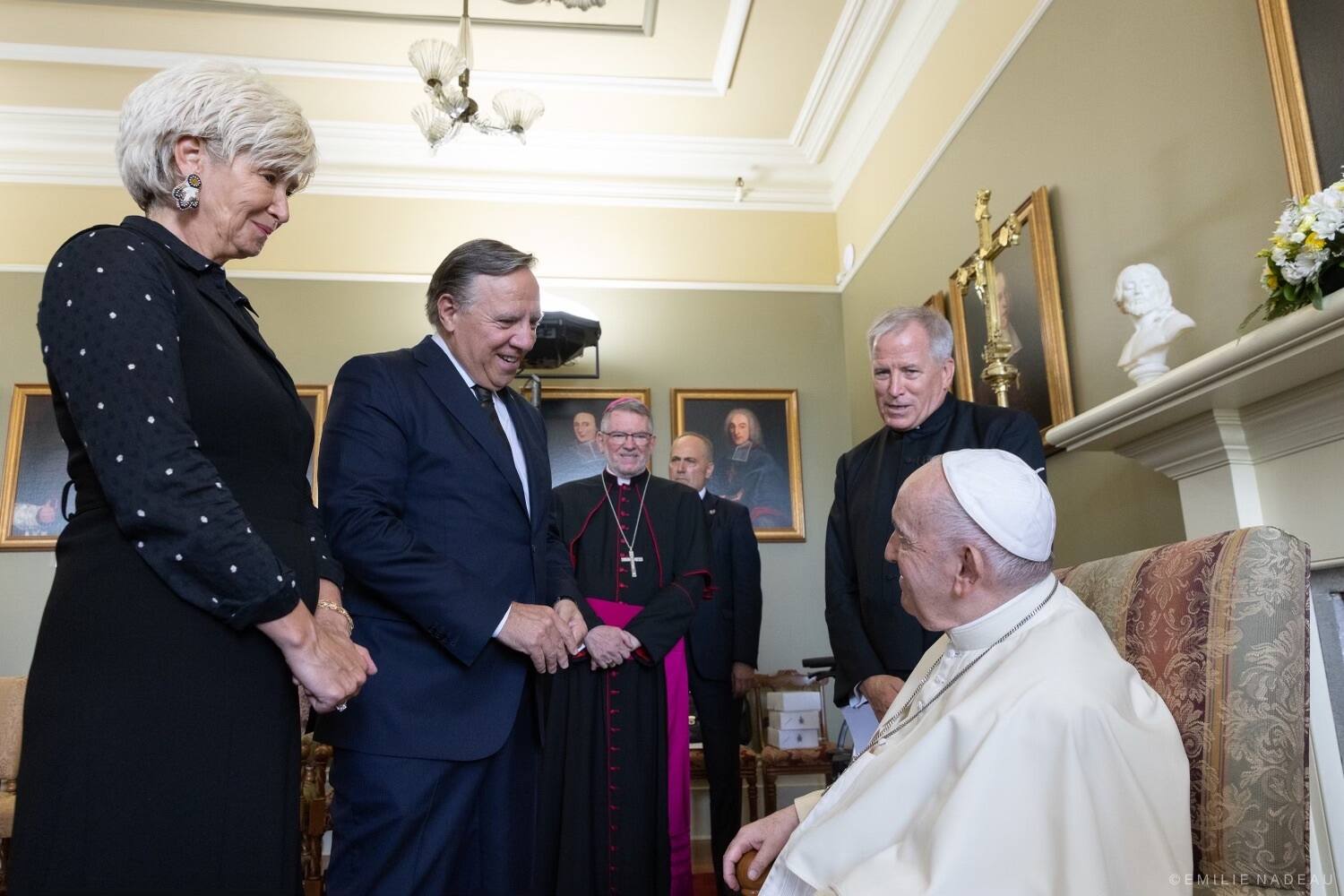 Une rencontre &laquo;tr&egrave;s chaleureuse&raquo; avec le pape Fran&ccedil;ois, dit Legault