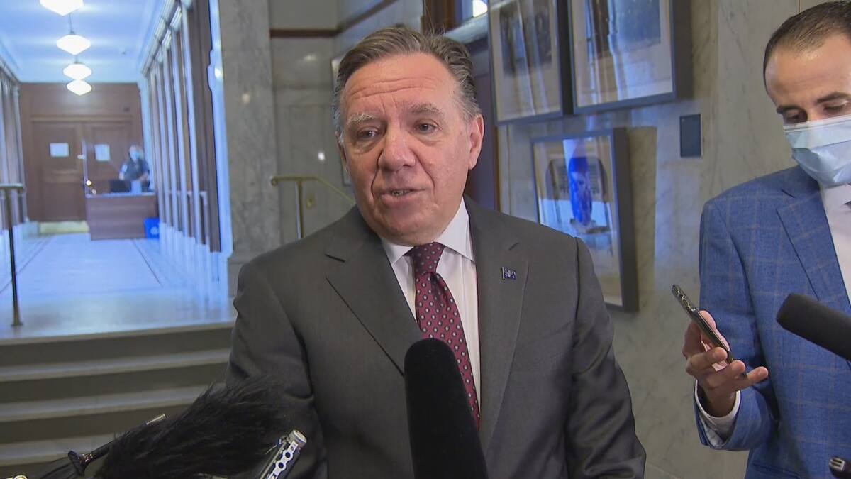 Manifs près des écoles: Legault veut faire adopter une loi spéciale jeudi
