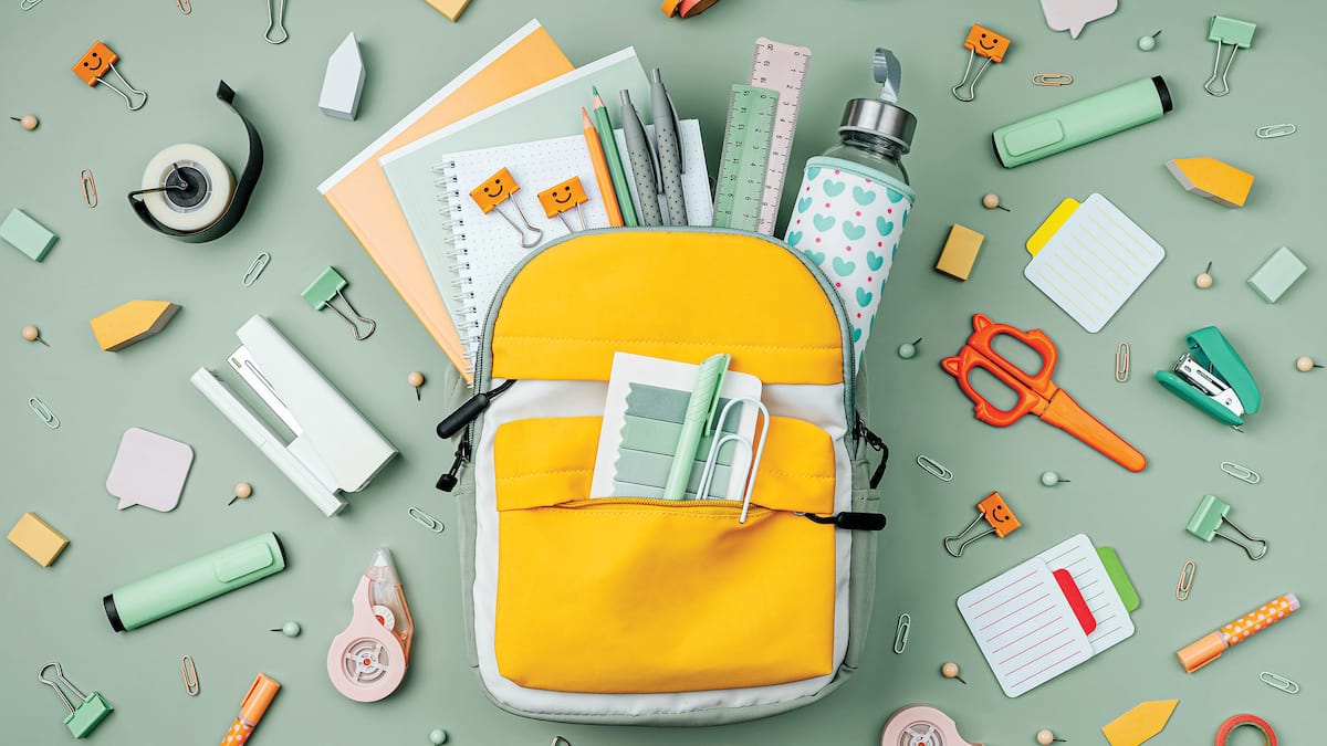 Voici les trucs d'une enseignante pour acheter et gérer votre matériel scolaire sans vous ruiner