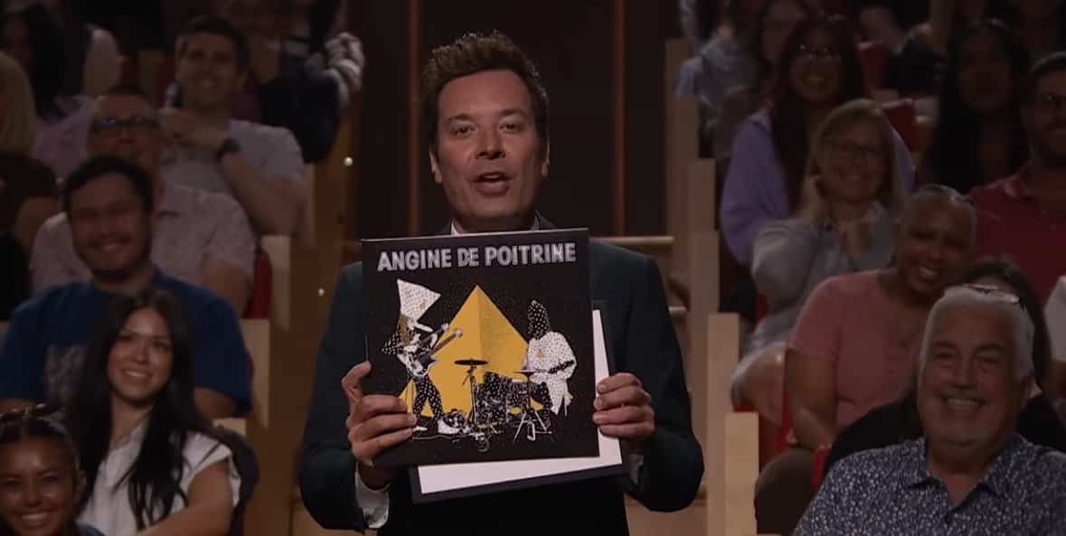 «Ça se prononce comme il l’a prononcé» : Jimmy Fallon baptise la nouvelle chanson d'Angine de Poitrine