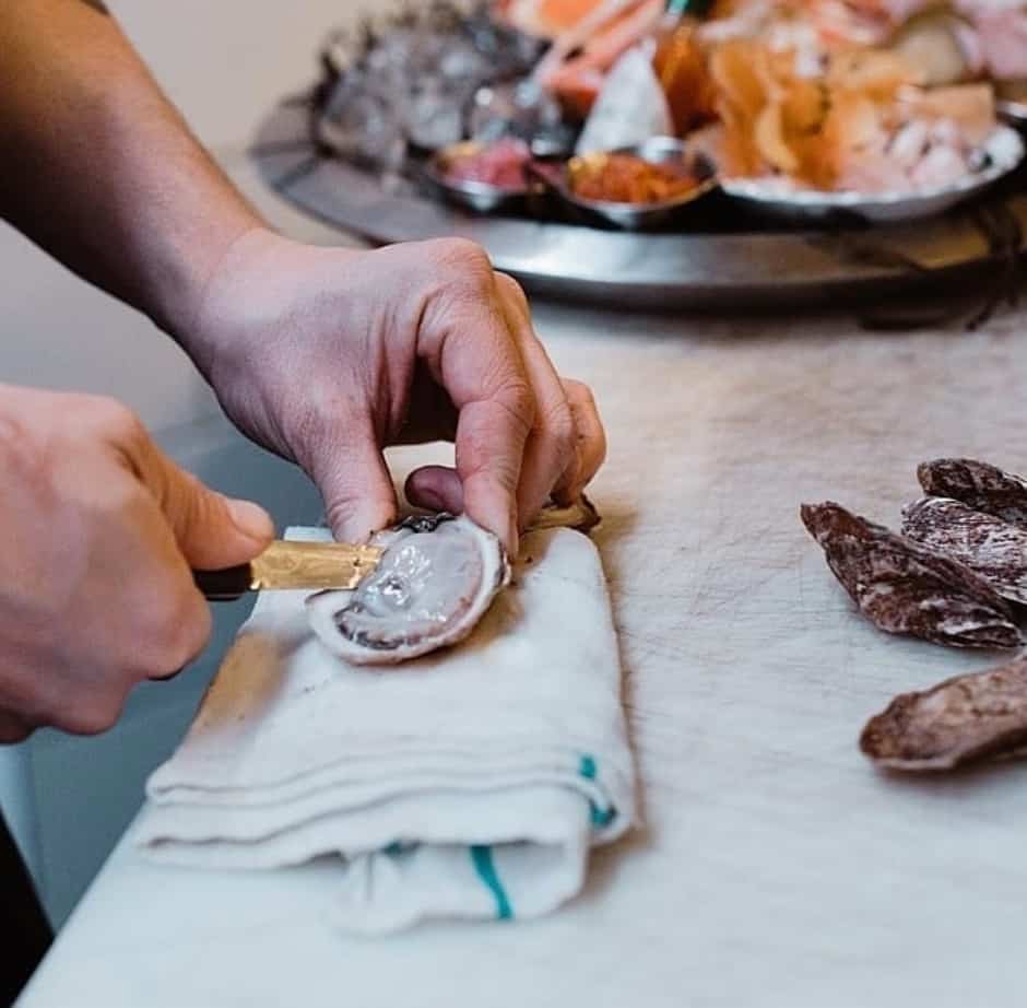 Les meilleurs restos où manger des huîtres à 1$