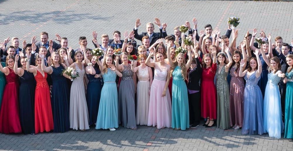 16 choses qui se trouvent à tous les bals 