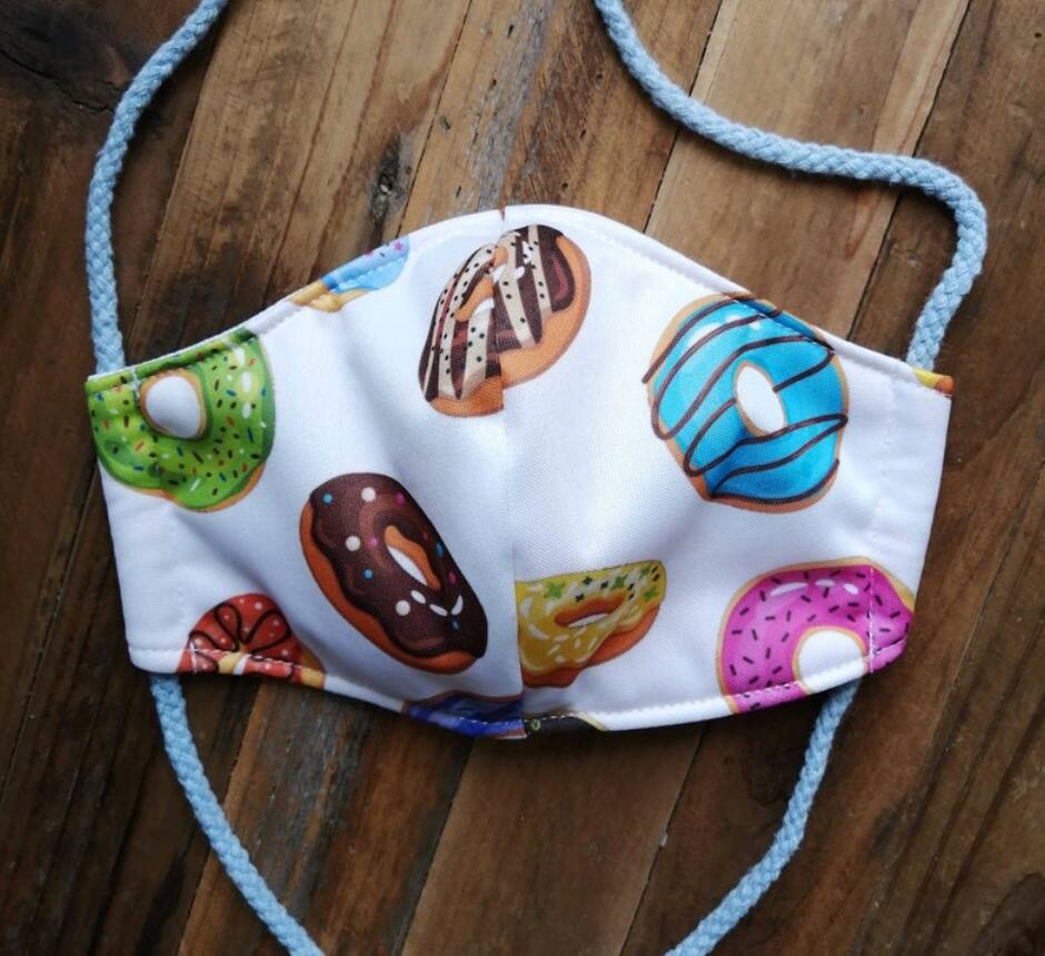 14 masques en tissus lavables faits au Québec à commander