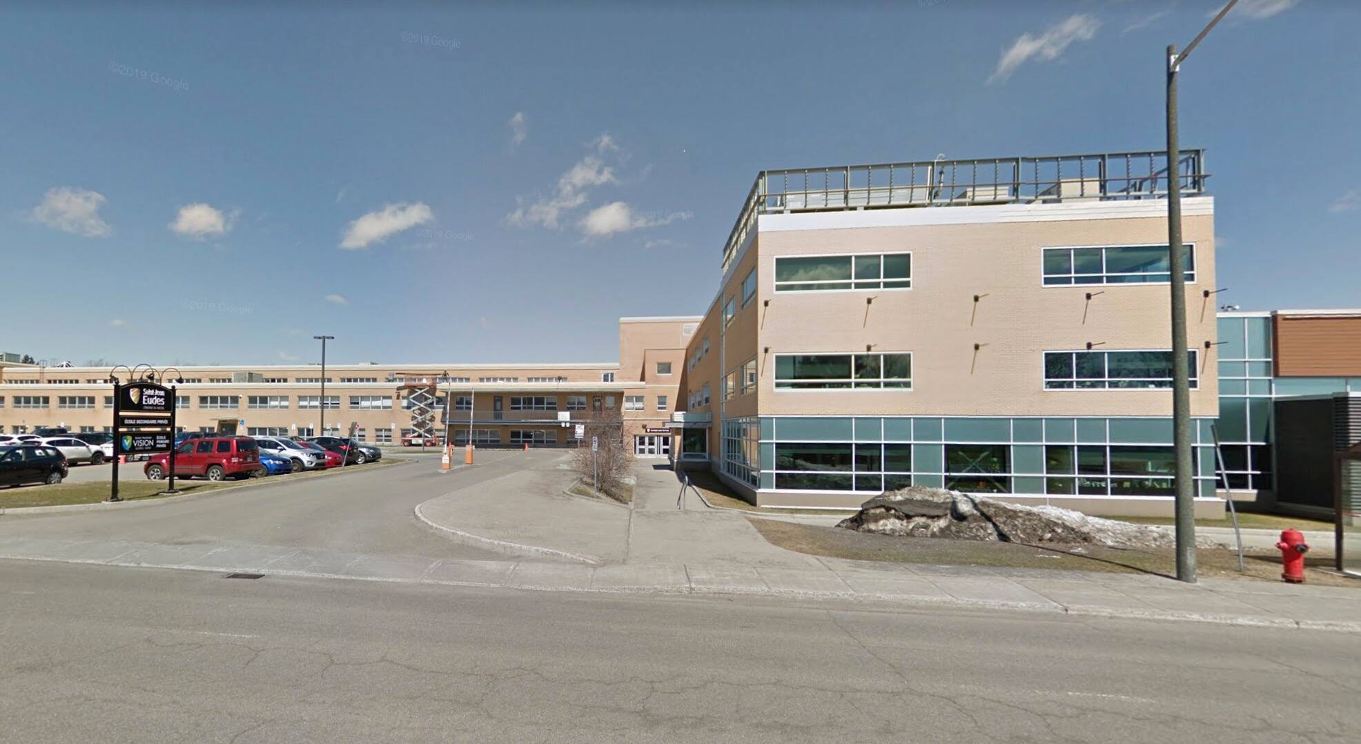 L'école secondaire Saint-Jean-Eudes ferme 12 classes | TVA Nouvelles