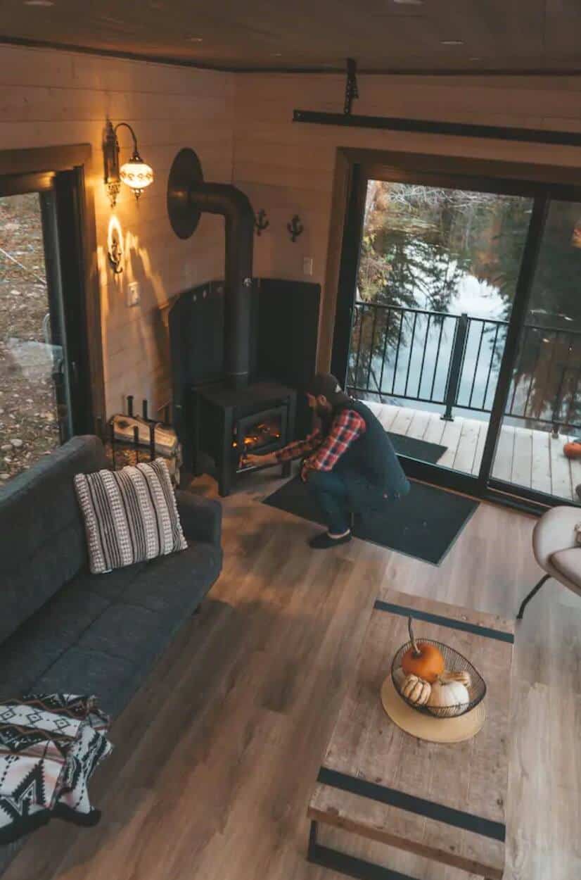 SainteBrigittedeLaval magnifique chalet flottant à louer JDM