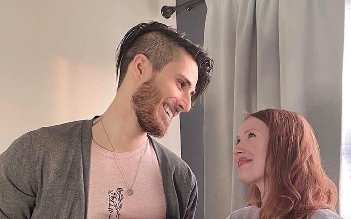 Ils dévoilent le sexe de leur bébé à venir