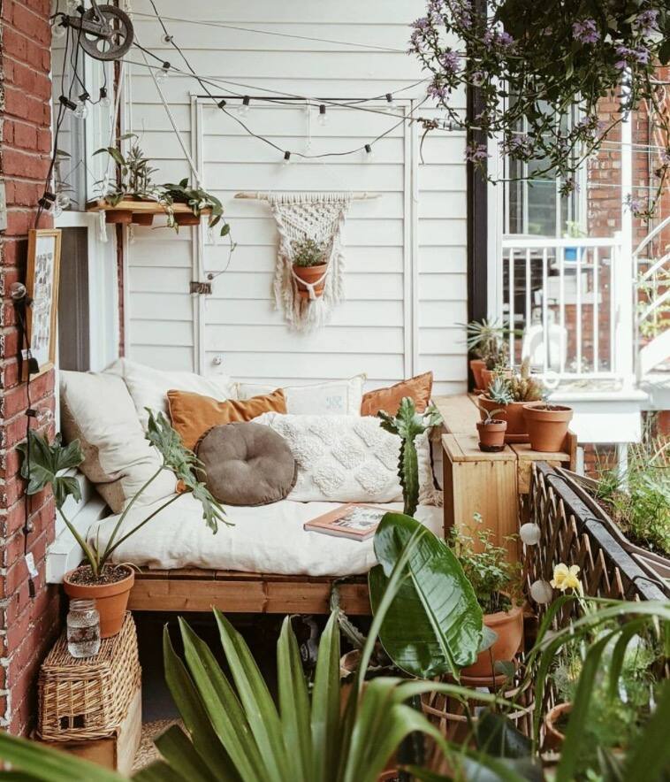 8 petits balcons de MTL magnifiquement aménagés