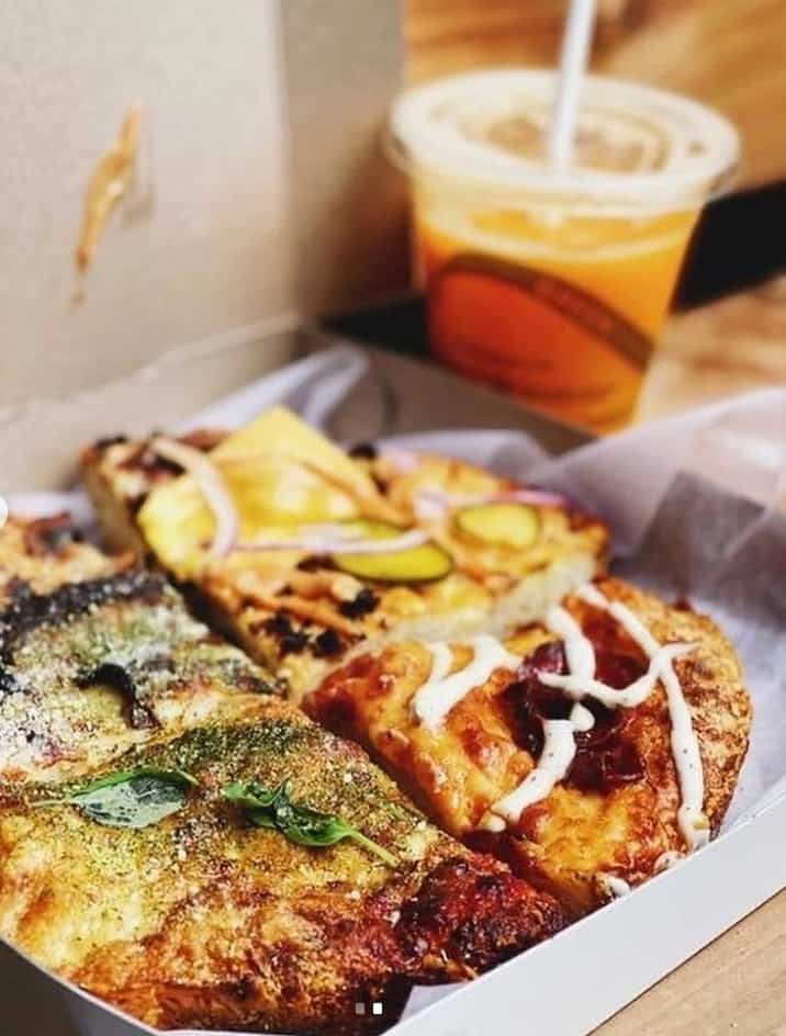 Ce nouveau resto propose le «brunch à la fenêtre» 