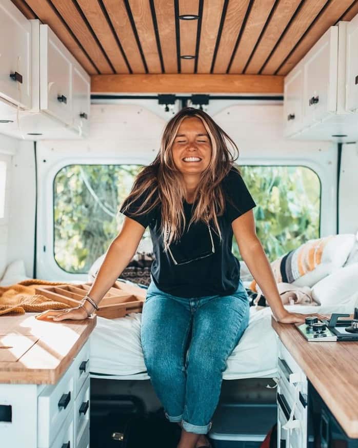 8 comptes qui donnent le goût de tout sacrer là