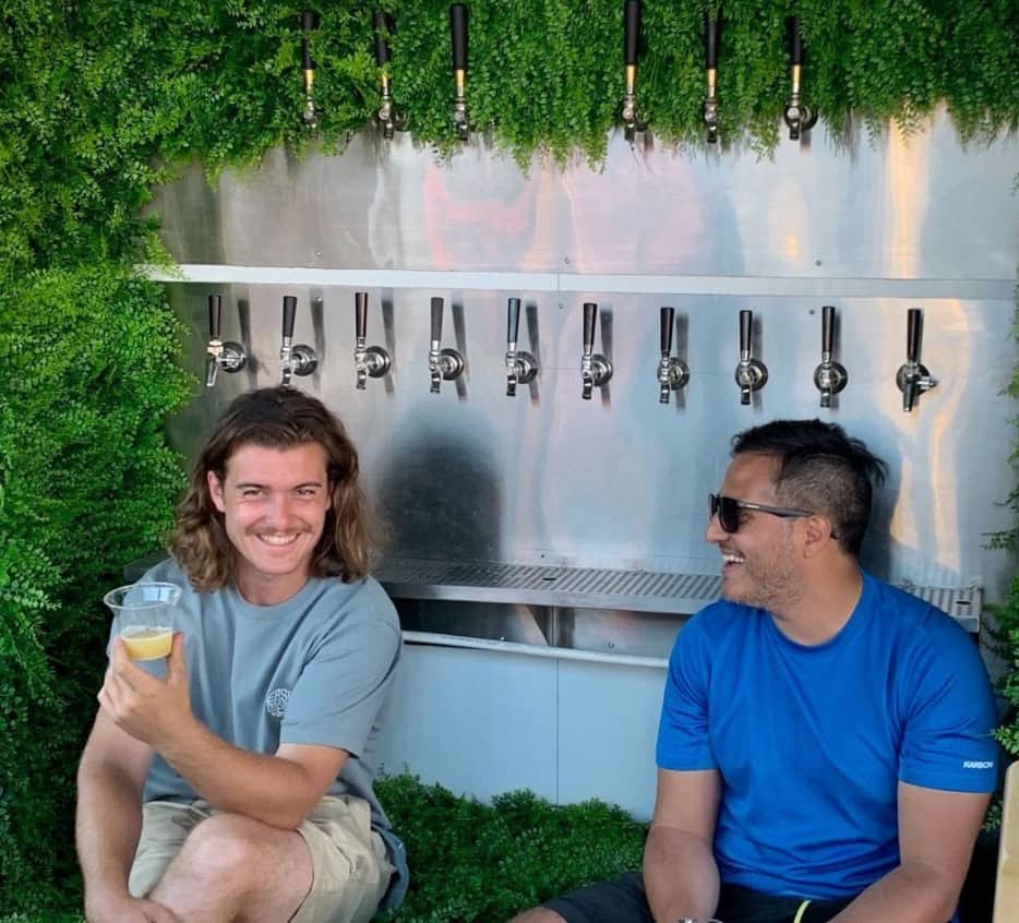 Un bar de 16 fûts mobile à travers le Québec