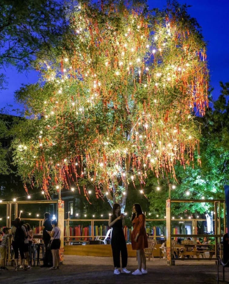 Un marché de nuit dans le Quartier chinois de MTL