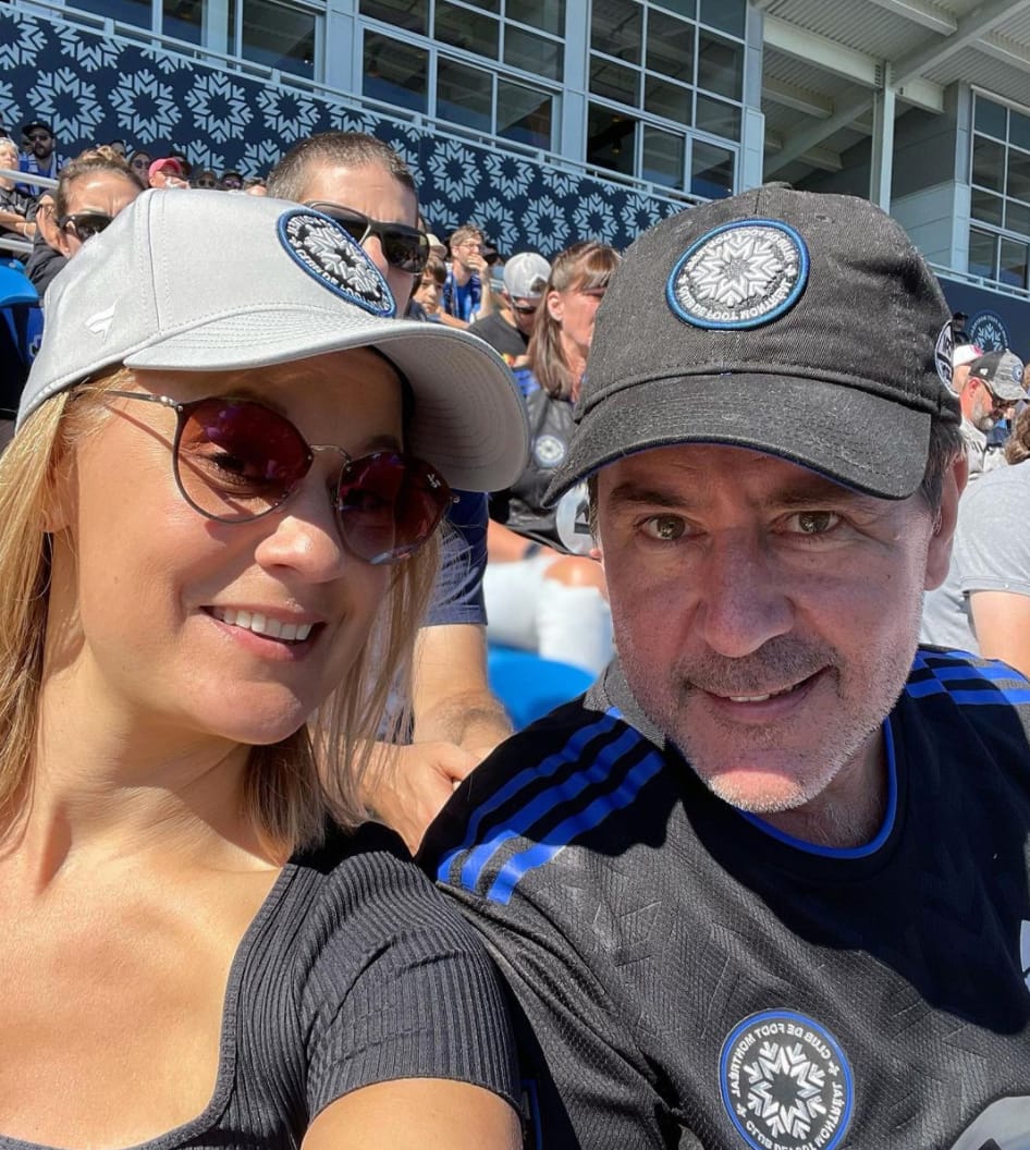 Il fait la grande demande à son amoureuse