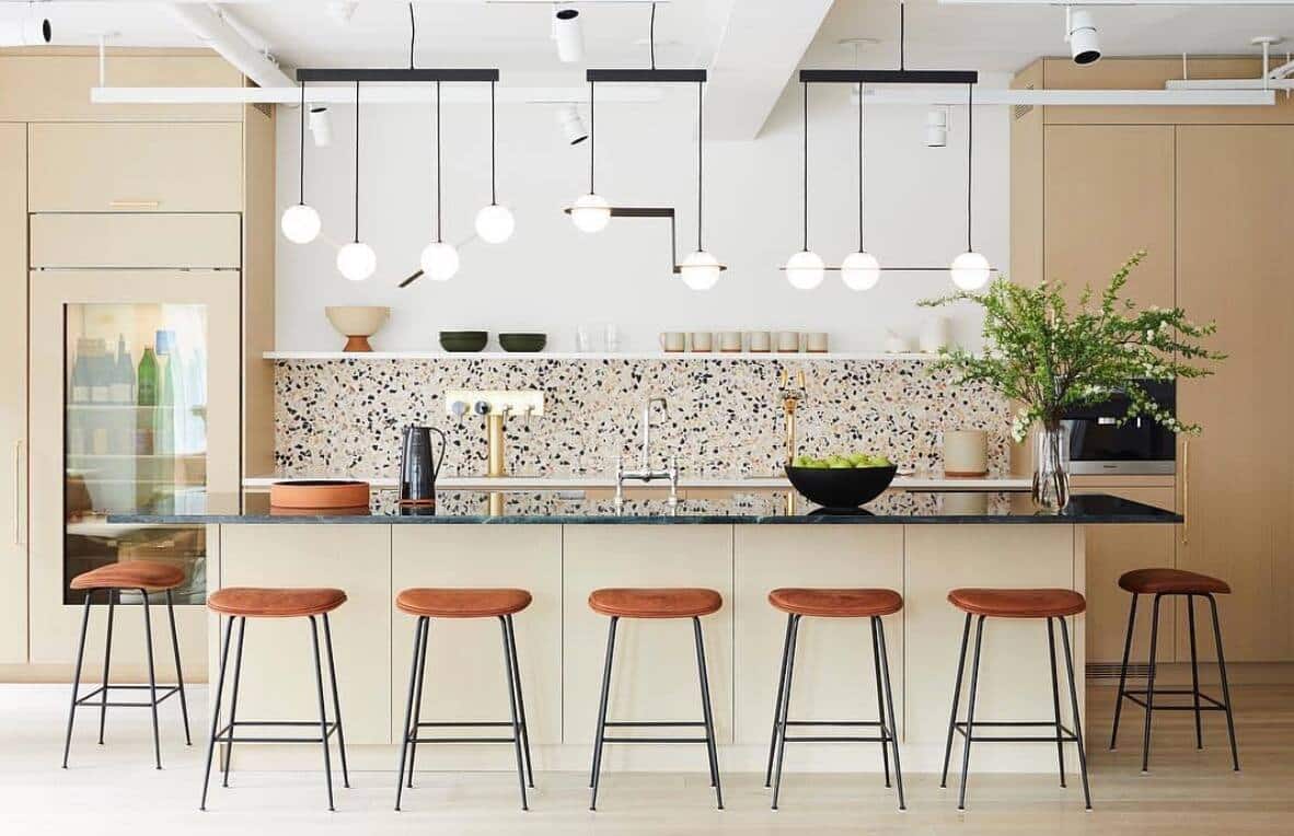 Une immense vente aura lieu chez Lambert & Fils