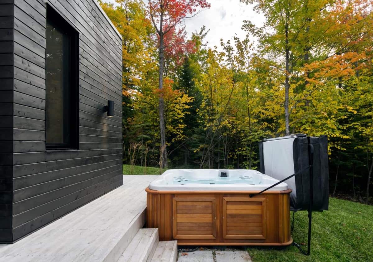 Un magnifique chalet d’architectes à vendre dans Charlevoix JDM Un magnifique chalet d’architectes à vendre dans Charlevoix JDM