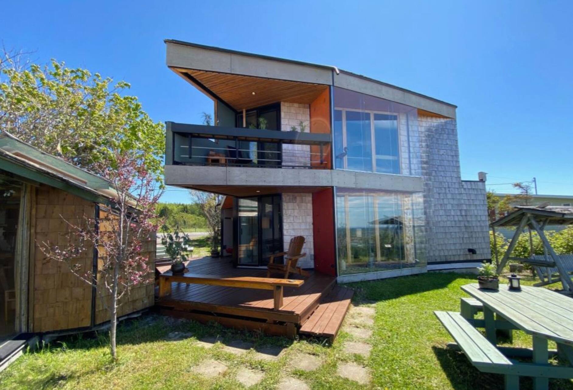Bord de la mer à SainteLuce chalet quatre saisons à l'architecture