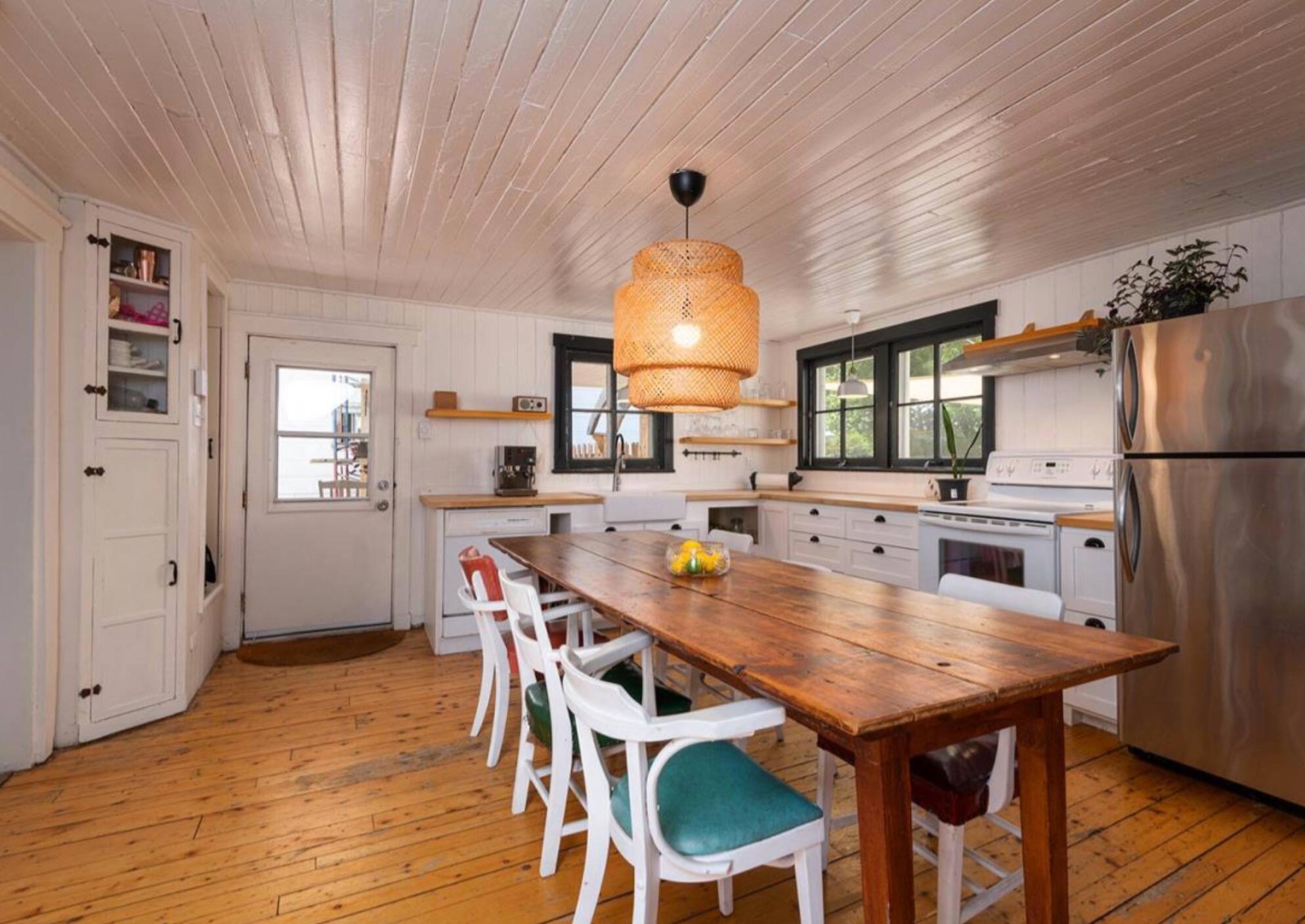 [PHOTOS] BaieSaintPaul une maison ancestrale à vendre pour 205 000