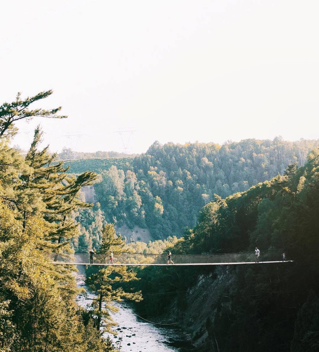 Visitez le canyon Sainte-Anne l'automne!
