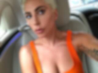 12 stars sans filtre sur les réseaux sociaux