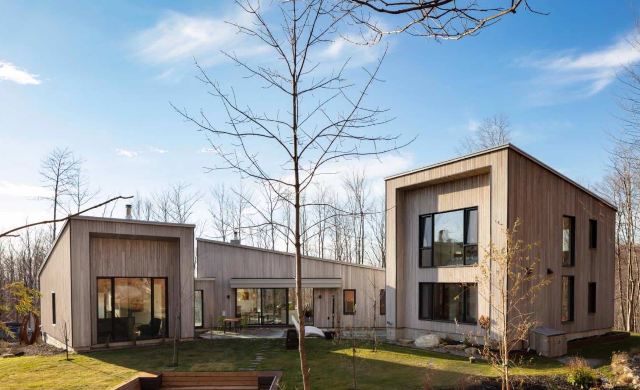 Une maison perchée à 400 m d’altitude à vendre