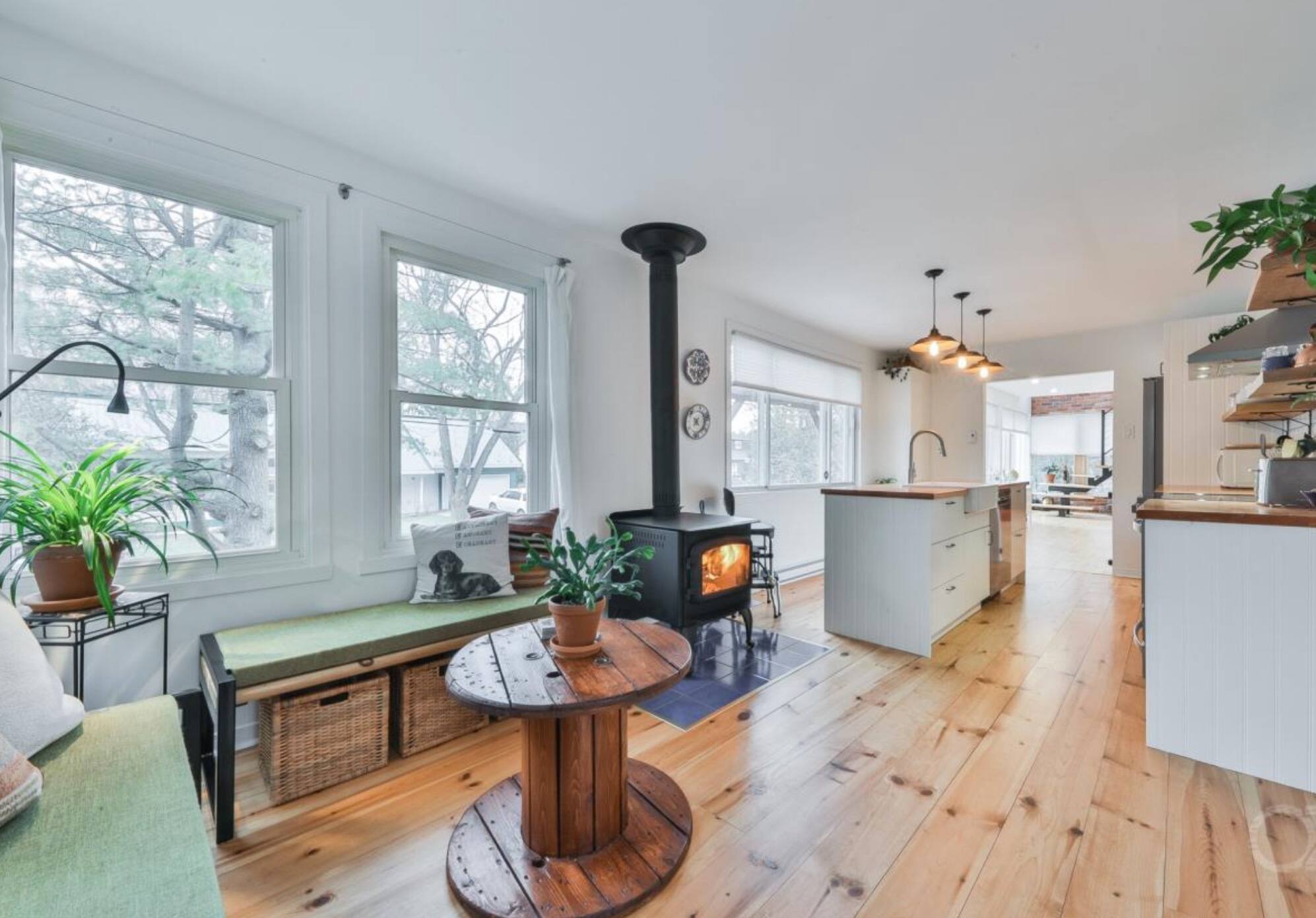 Une maison charmante à vendre pour 385 000$ 