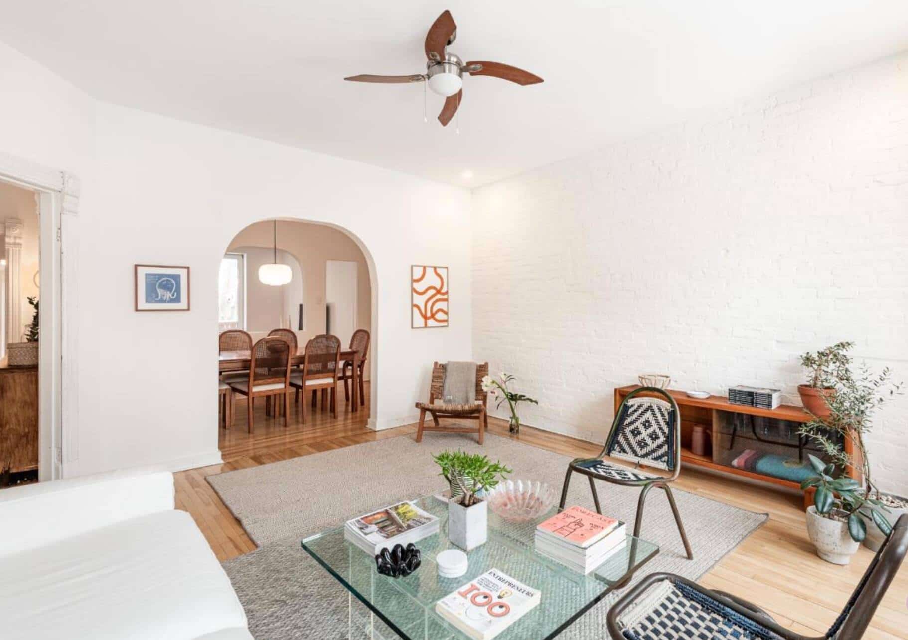 Un condo chic minimaliste à vendre pour 639 000$