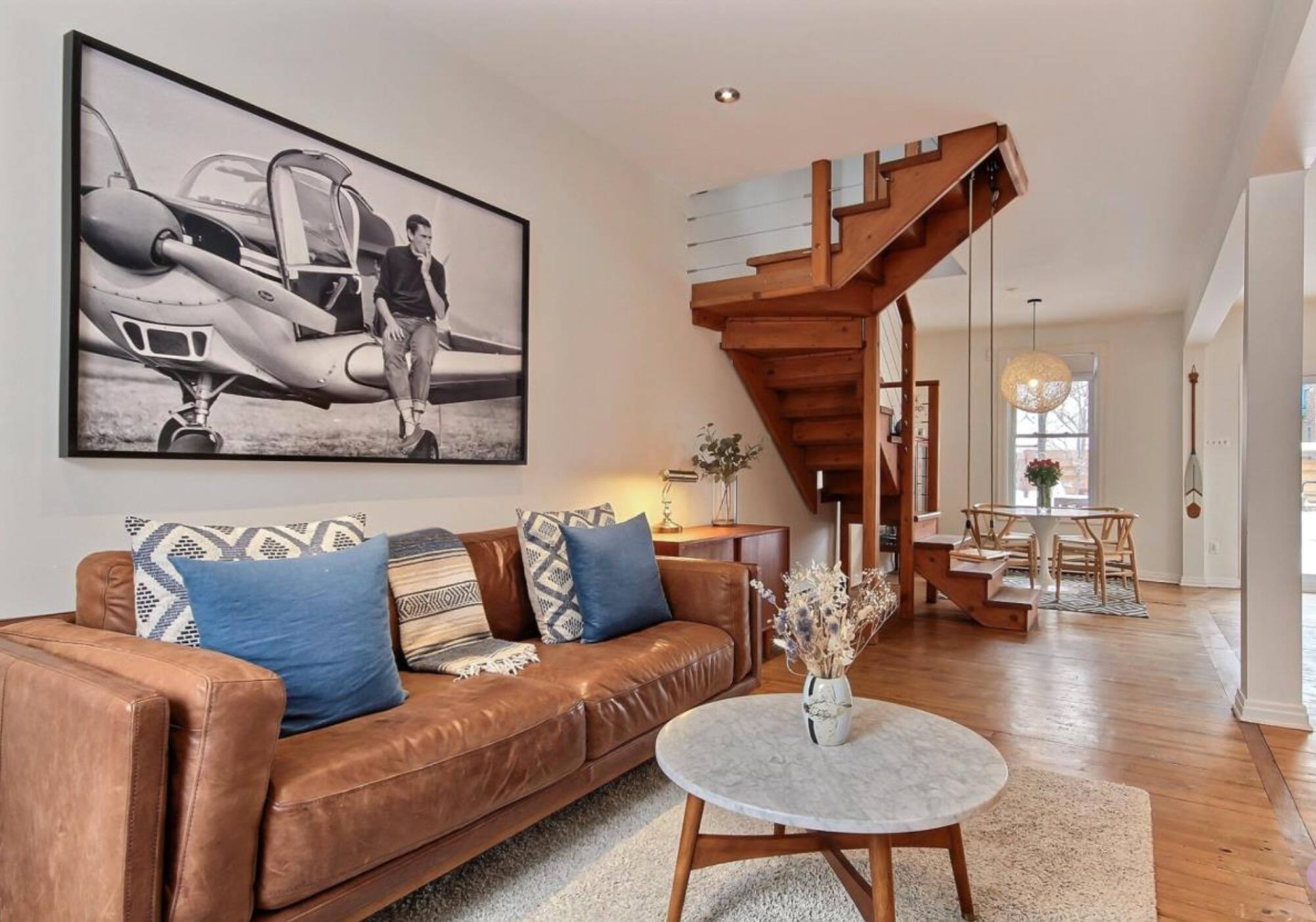 Une maison rénovée à vendre pour 849 000$ 