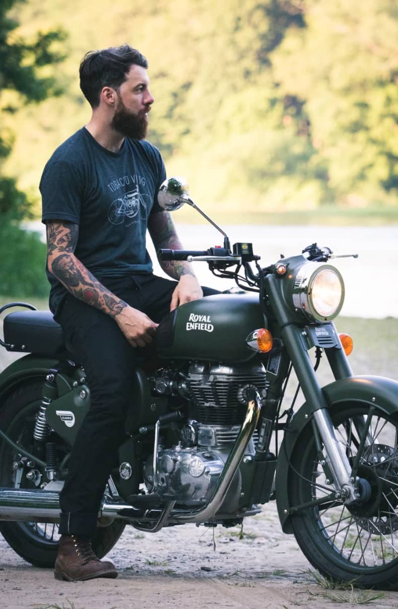 Un «coffee shop» et garage pour les motocyclistes