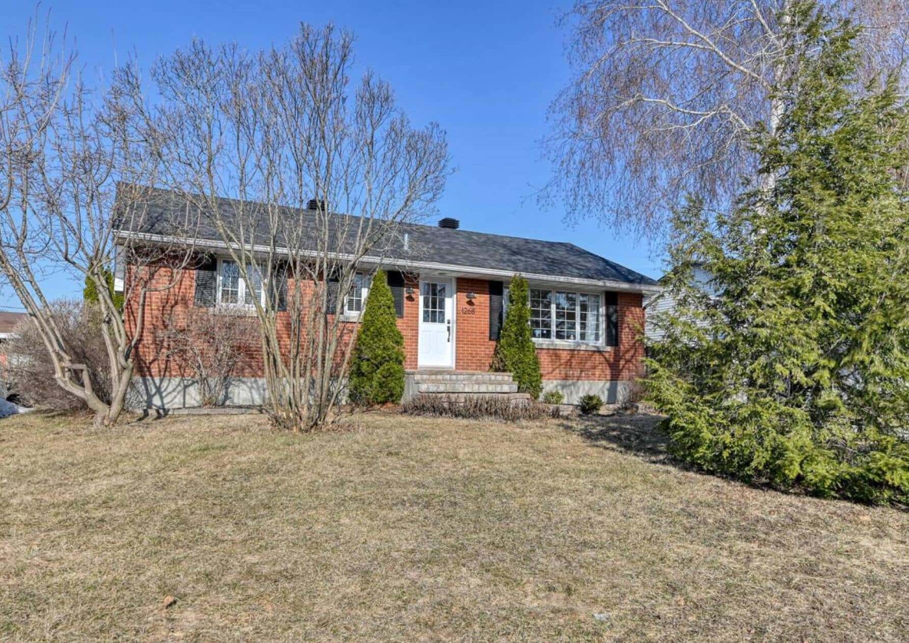 Chambly plain pied rénové au goût du jour JDQ