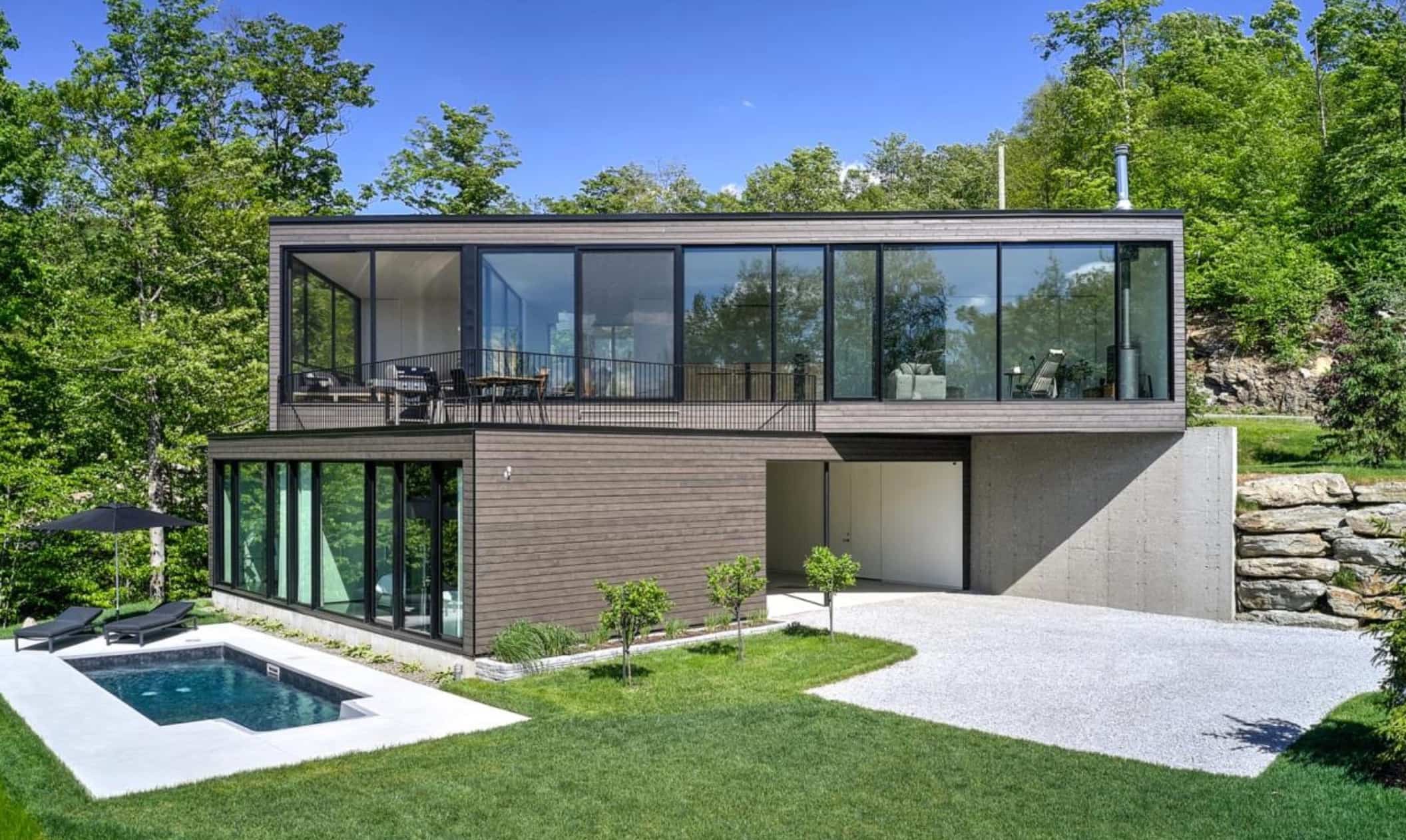 Une Maison Containers Signee La Shed Architecture Est A Vendre Au Cout De 1 398 000 A Sutton Silo 57