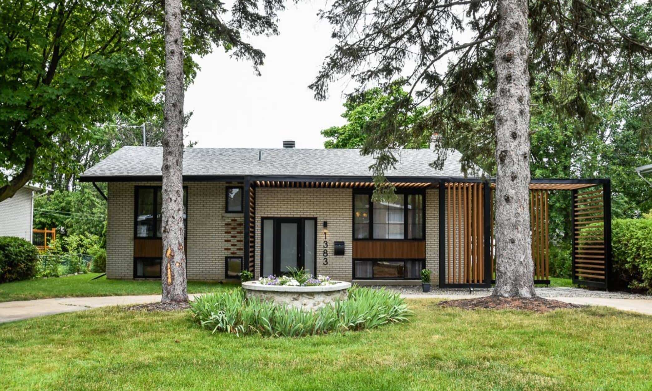 Une maison «Mid-Century» à vendre pour 729 000$