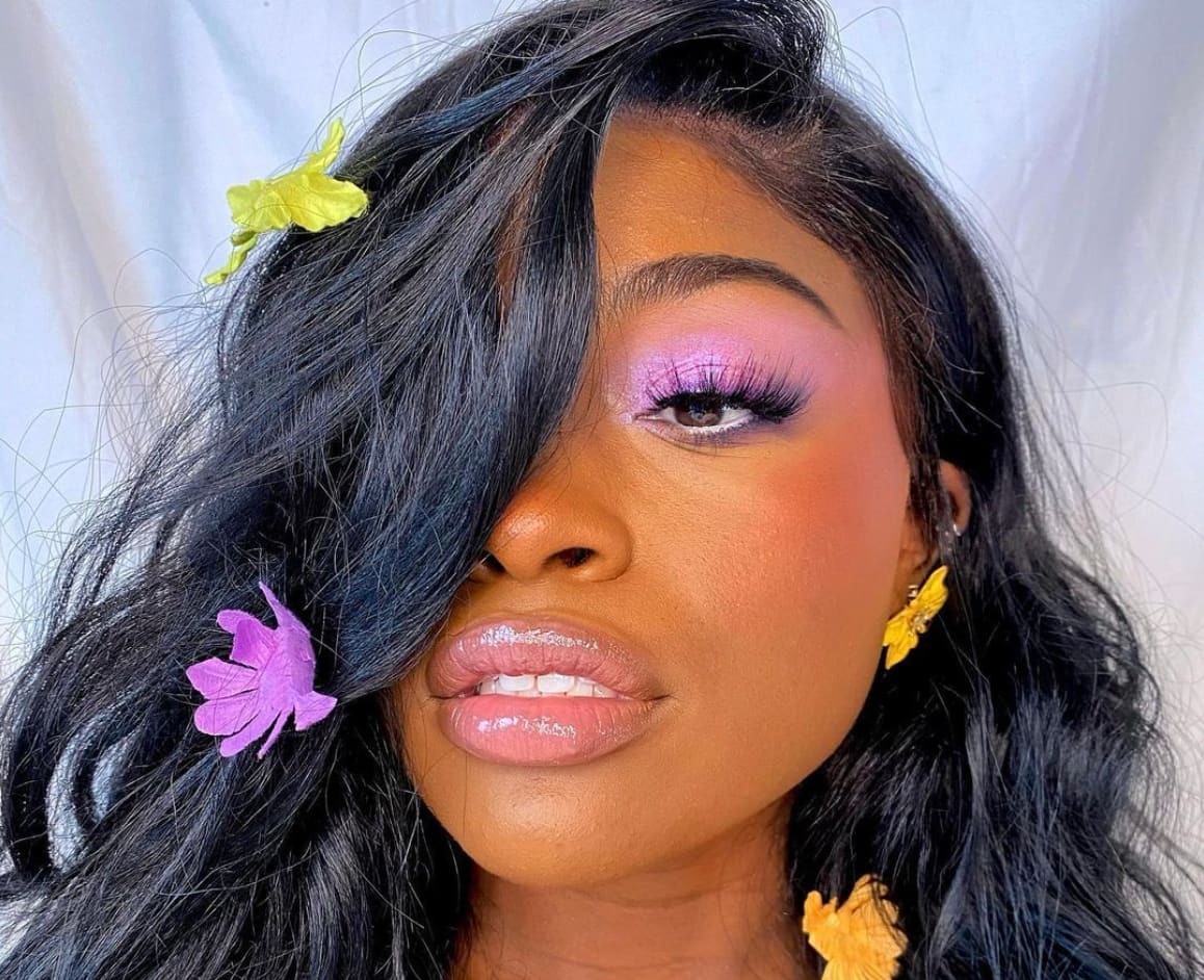 Ce bâton miracle efface les pores de peau